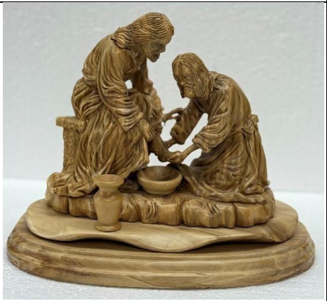 Jesus Washing the Feet – Hand-Carved Olive Wood Artistic Statue