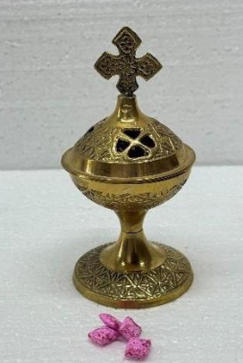 Olive Wood Incense Burner – Handcrafted Holy Land Aromatic Holder 12 cm