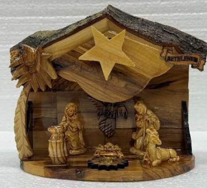 Olive Wood Nativity with Musical Box – Hand-Carved Holy Family from Bethlehem 14 cm