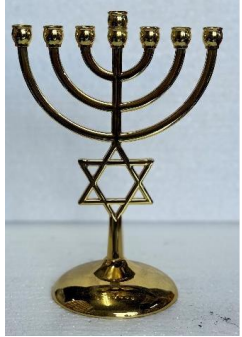 Menorah Gold – Traditional Jewish Candle Holder with Elegant Gold Finish